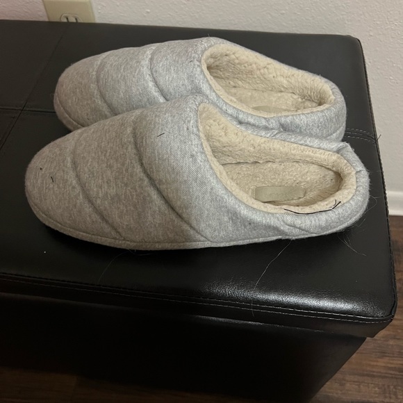 PINK slippers - Picture 3 of 5